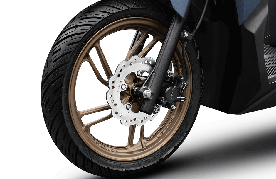 Vario 125 - Vành đúc, lốp rộng, phanh đĩa phía trước lượn sóng