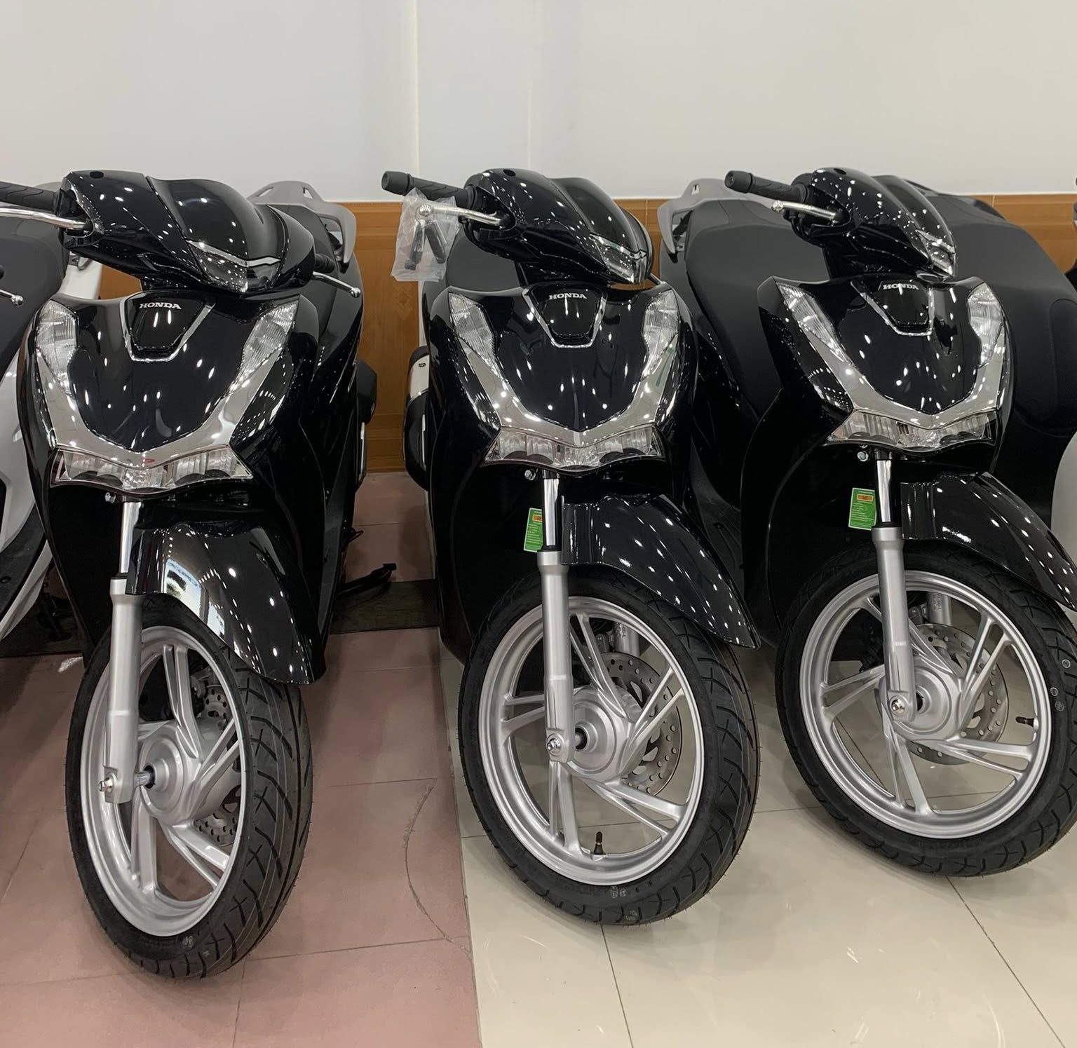 Honda SH 160i/125i 2025 – Biểu tượng sang trọng chưa bao giờ hạ nhiệt