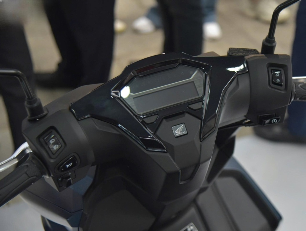 Airblade-2026-Tien-Ich-Day-Du-Nhu-Tui-Cua-Sieu-Anh-Hung